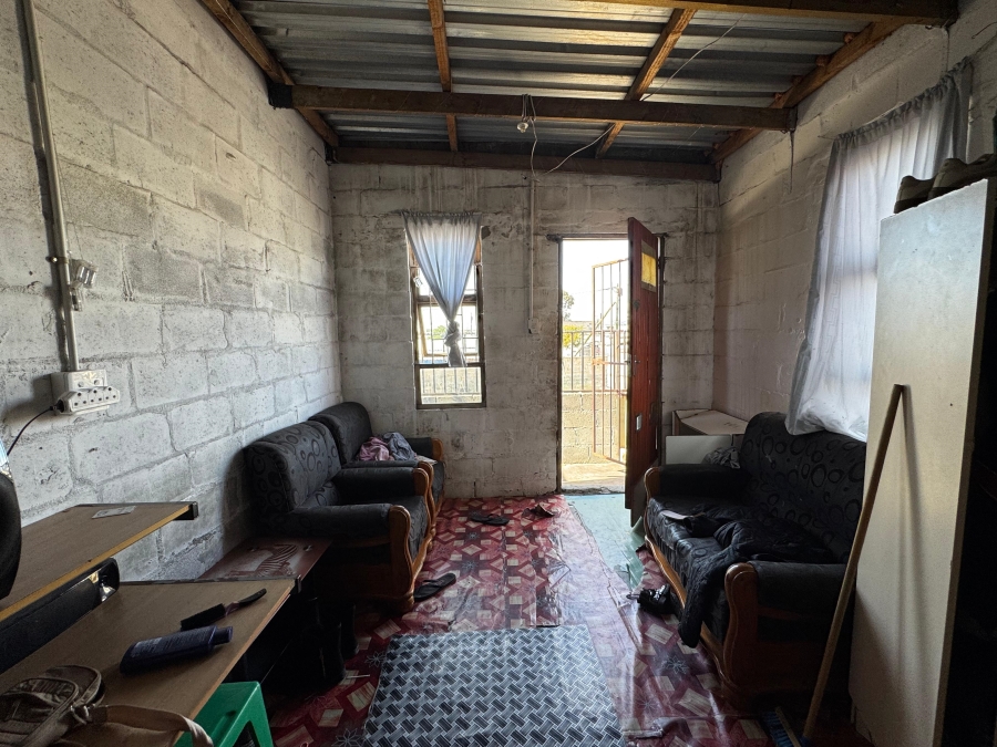 5 Bedroom Property for Sale in Delft South Western Cape